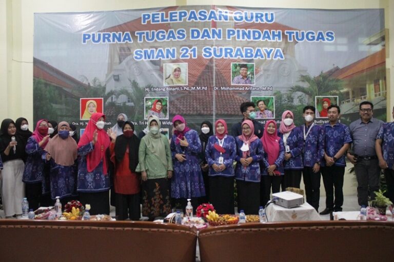 Pelepasan Guru SMAN 21 Surabaya