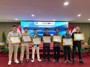 Revan Ar Rahman (XII-4) – Peraih Bronze Medal OSN Fisika Tingkat Nasional