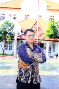 Iman Firmansyah Machdi, S.Pd