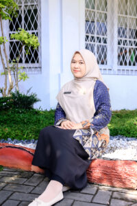 Dian Luxiana Isnawati, S.Pd
