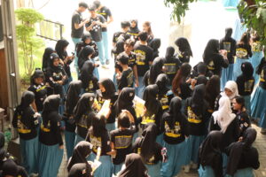 Euforia Pasca Pelepasan Siswa Kelas XII